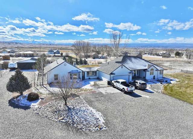 Property at 68720 Open Field Dr, Montrose, CO 81401, 4 beds, 3.5 baths