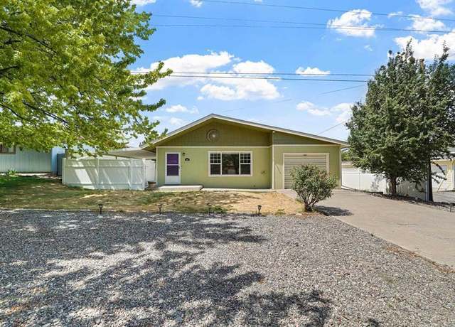 Property at 636 S Junction Ave, Montrose, CO 81401, 3 beds, 2 baths