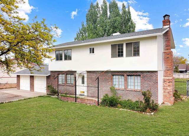 Property at 600 Willow Wood Ln, Delta, CO 81416, 4 beds, 2.5 baths