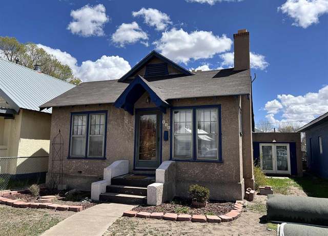 Property at 218 & 218 1/2 Alamosa Ave, Alamosa, CO 81101, 3 beds, 1.5 baths