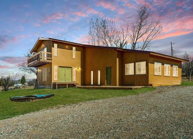 Property at 6826 Cr 521, Bayfield, CO 81122, 4 beds, 3 baths