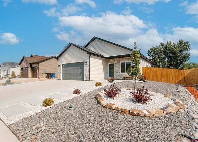 Property at 1609 Magpie Gulch St, Montrose, CO 81401, 3 beds, 2 baths