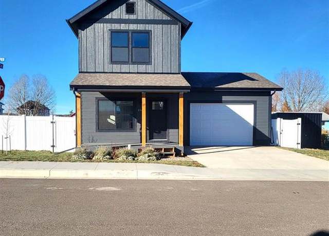 Property at 1560 Juniper St, Norwood, CO 81423, 3 beds, 3 baths