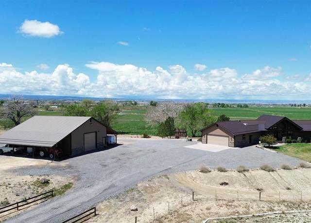 Property at 6721 6150 Rd, Olathe, CO 81425, 4 beds, 2.5 baths