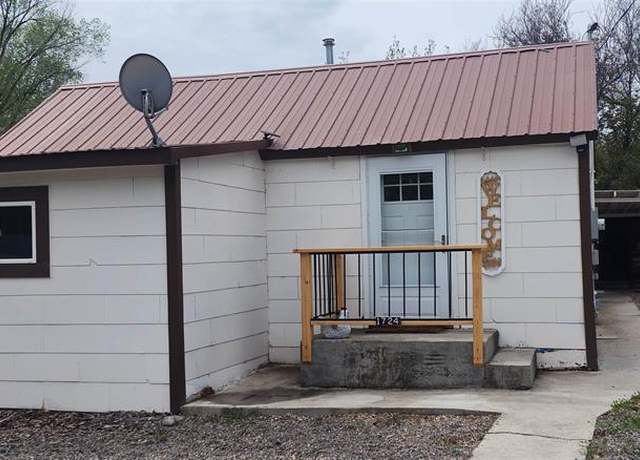 Property at 1724 E 3rd St, Delta, CO 81416, 2 beds, 1 bath