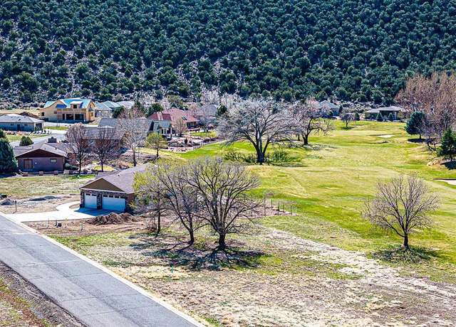 Property at 970 SE Fairway Dr, Cedaredge, CO 81413