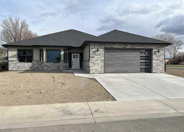 Property at 2640 Red Cliff Cir, Montrose, CO 81401, 3 beds, 2 baths