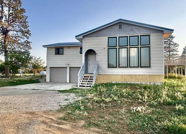 Property at 314 E Pioneer Dr, Durango, CO 81301, 4 beds, 2 baths