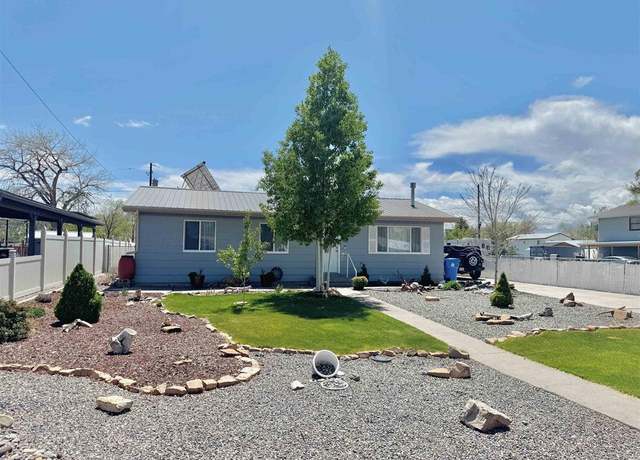 Property at 812 N 9th St, Montrose, CO 81401, 3 beds, 1 bath