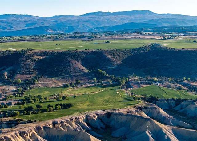 Property at 11577 Shamrock Rd, Hotchkiss, CO 81419, 7 beds, 2 baths