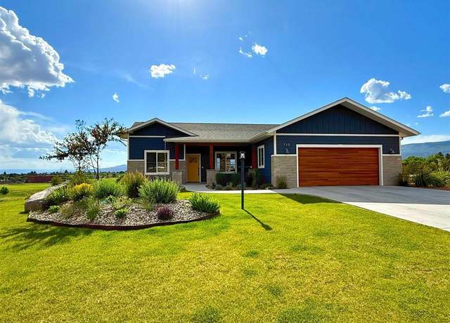 Property at 710 SE Pine St, Cedaredge, CO 81413, 5 beds, 3 baths