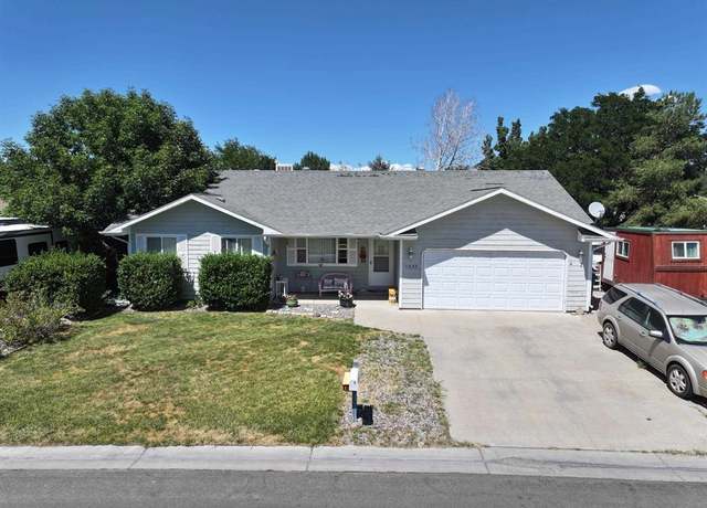 Property at 1649 Sneffels St, Montrose, CO 81401, 3 beds, 1.5 baths
