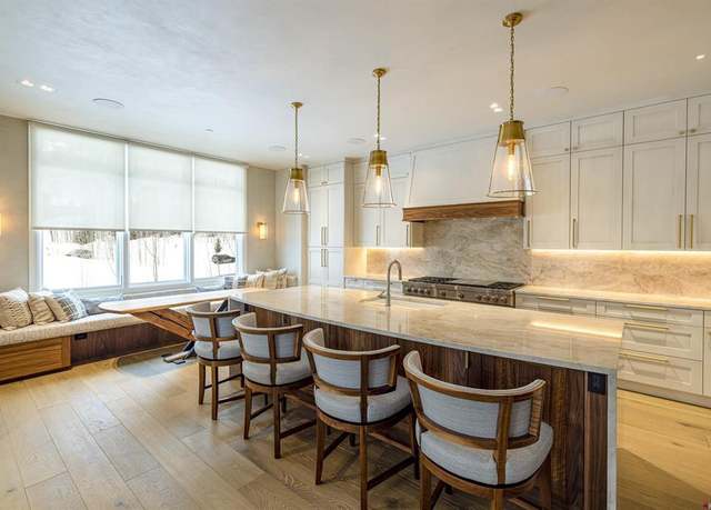 Property at 670 Mountain Village Blvd Unit R7, Mountain Village, CO 81435, 4 beds, 5.5 baths