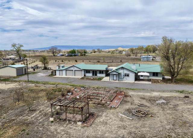 Property at 11311 6450 Rd, Montrose, CO 81401, 4 beds, 3 baths