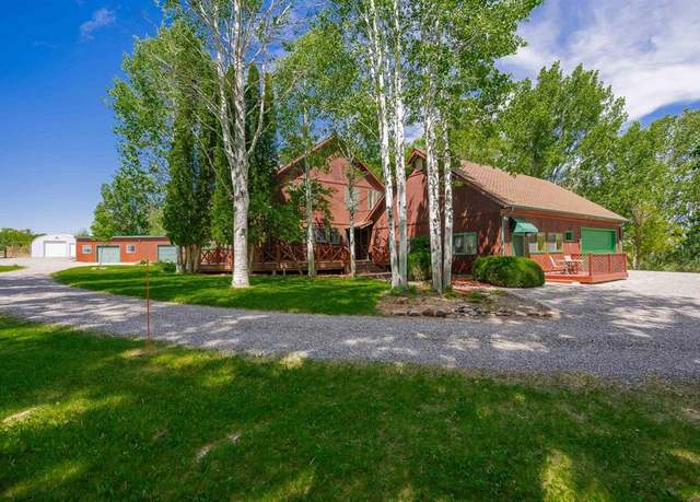 Property at 60714 Oak Grove Rd, Montrose, CO 81403, 4 beds, 2.5 baths