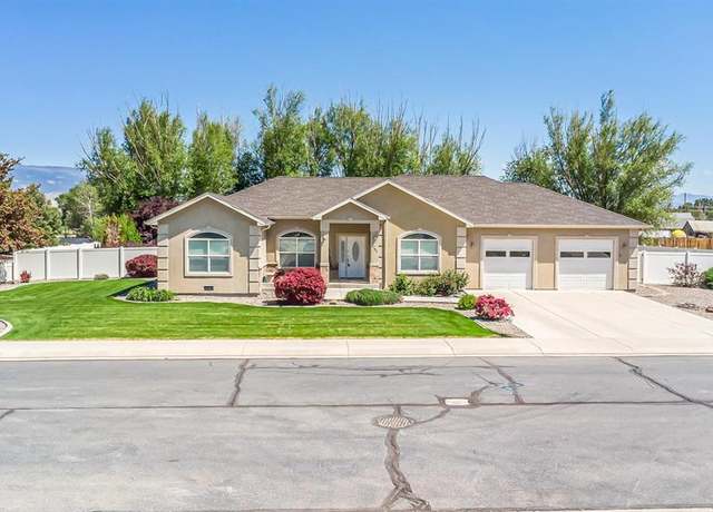Property at 1253 Sunrise Dr, Delta, CO 81416, 3 beds, 2 baths