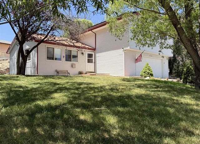 Property at 66182 Crestview Dr, Montrose, CO 81403, 3 beds, 2.5 baths