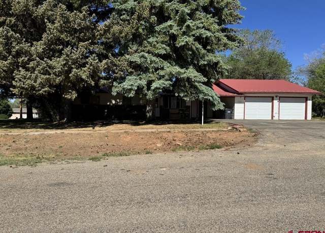Property at 1010 N Dove St, Dove Creek, CO 81324, 3 beds, 1 bath