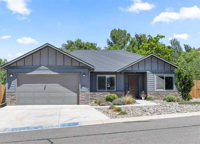 Property at 64349 Orchid Ct, Montrose, CO 81403, 3 beds, 2 baths