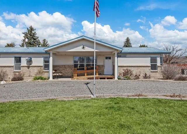 Property at 180 SE Frontier Ave, Cedaredge, CO 81413, 4 beds, 2 baths