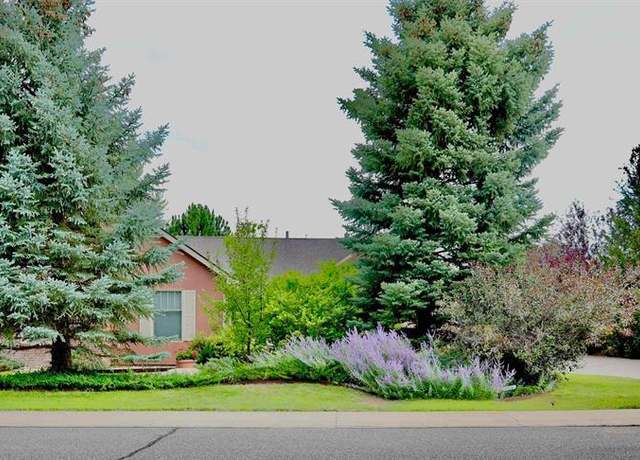 Property at 3924 Mount Hayden Dr, Montrose, CO 81403, 3 beds, 2 baths