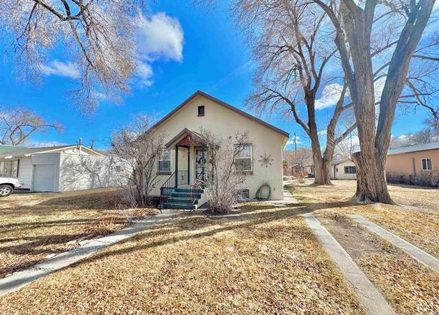 Property at 810 N 5th St, Montrose, CO 81401, 2 beds, 1 bath