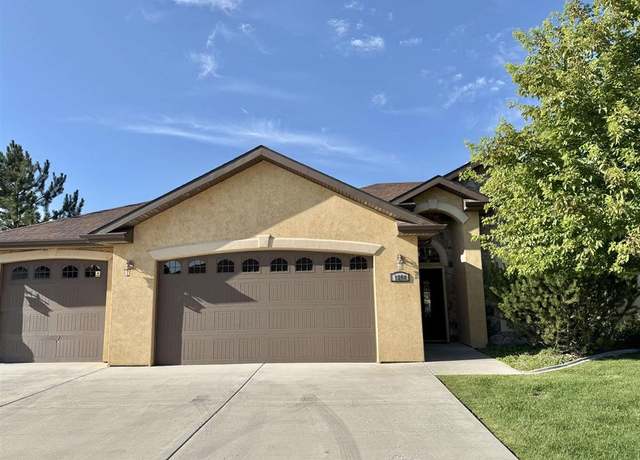 Property at 1254 Peppertree Dr, Montrose, CO 81401, 3 beds, 2 baths
