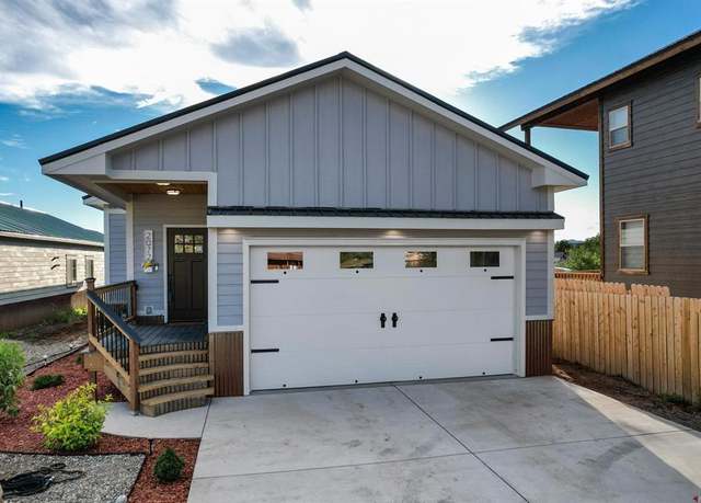 Property at 2072 Park Ave, Pagosa Springs, CO 81147, 3 beds, 3 baths