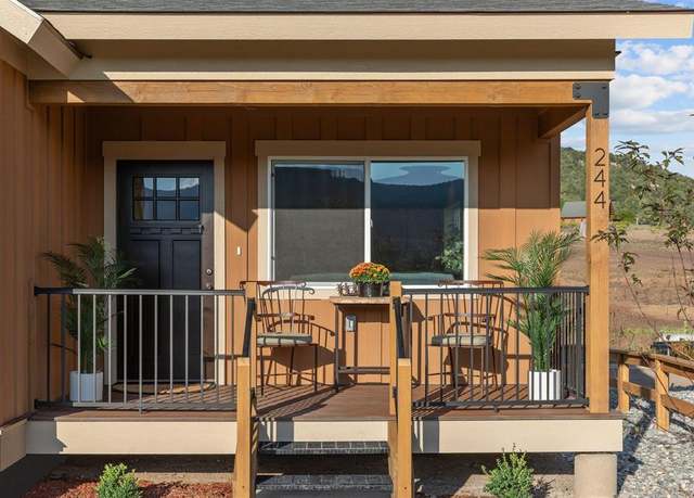 Property at 244 Redcliff Dr, Ridgway, CO 81432, 2 beds, 1 bath
