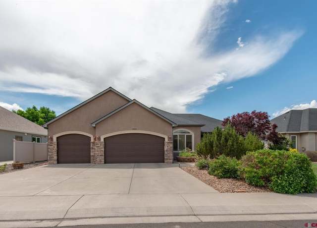 Property at 2837 Outlook Rd, Montrose, CO 81401, 3 beds, 2 baths