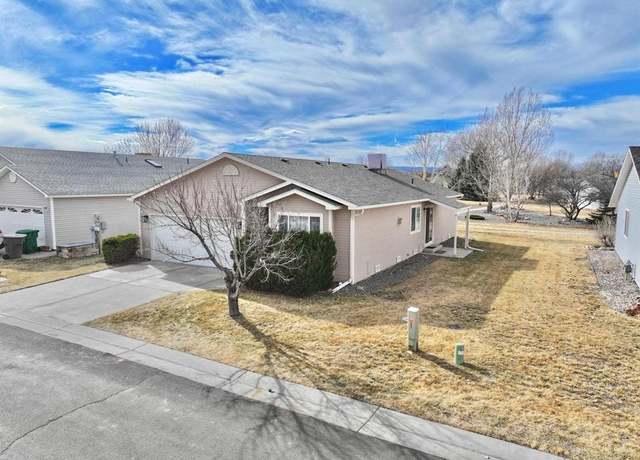 Property at 2495 Arbor Way, Montrose, CO 81401, 3 beds, 2 baths