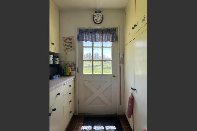 25659 Bear Creek Rd - Photo 21 of 43 25659 Bear Creek Rd