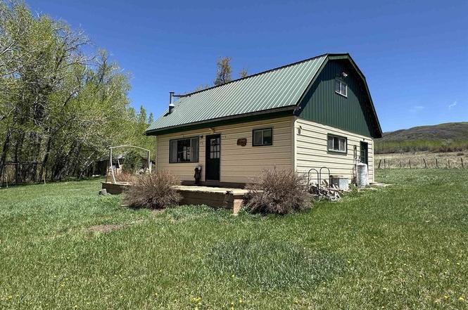 25659 Bear Creek Rd - Photo 6 of 43 25659 Bear Creek Rd