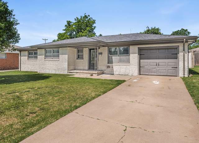 Property at 2207 N Chestnut Dr, Pampa, TX 79065, 4 beds, 2 baths