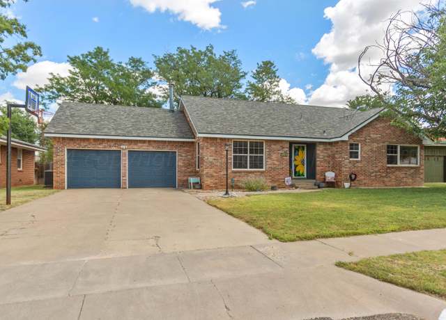 Property at 2106 N Mary-ellen St, Pampa, TX 79065, 3 beds, 2 baths