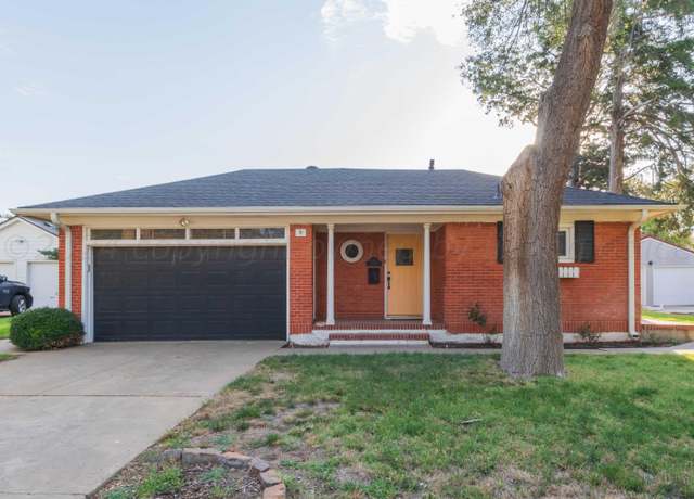 Property at 1218 N Charles St, Pampa, TX 79065, 3 beds, 2.5 baths