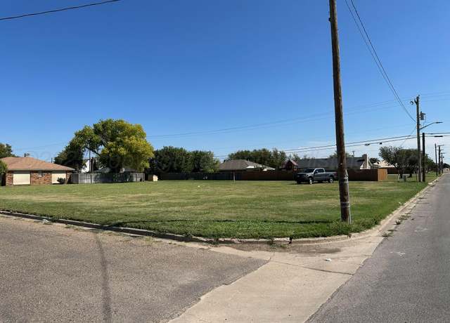 Property at 300 S Ash St, Perryton, TX 79070
