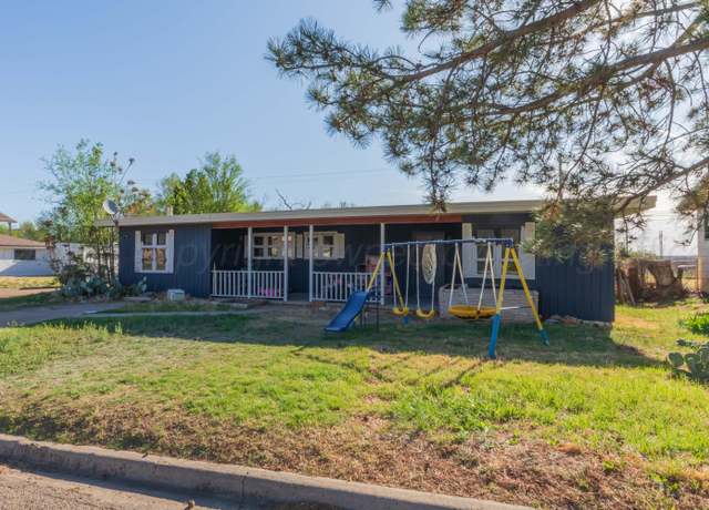 Property at 301 Garrett St, Borger, TX 79007, 3 beds, 1.5 baths