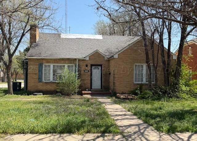 Property at 1130 Christine St, Pampa, TX 79065, 3 beds, 2 baths