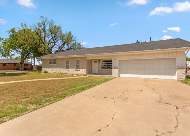Property at 101 E 26th Ave, Pampa, TX 79065, 3 beds, 2 baths