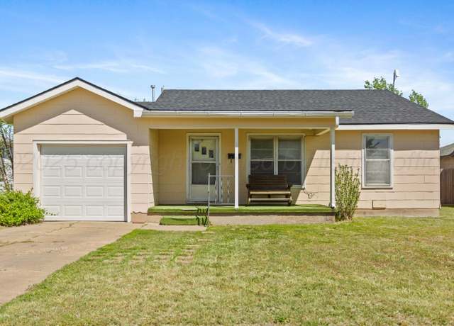 Property at 1524 Hamilton St, Pampa, TX 79065, 2 beds, 1 bath
