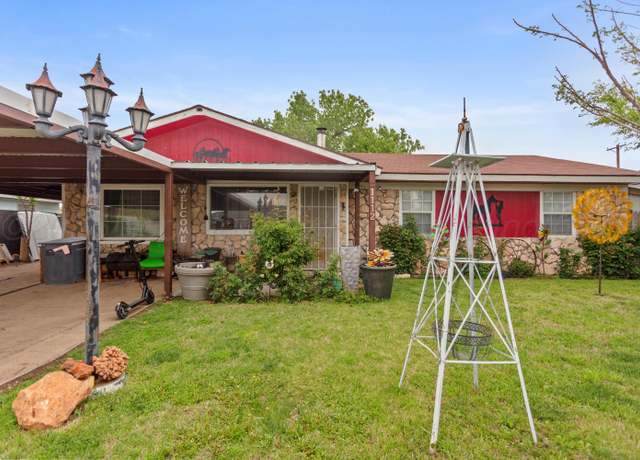 Property at 1112 W Juniper Dr, Pampa, TX 79065, 3 beds, 1 bath