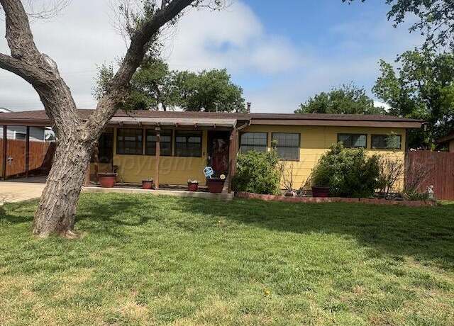 Property at 1020 W Crane Rd, Pampa, TX 79065, 3 beds, 1 bath