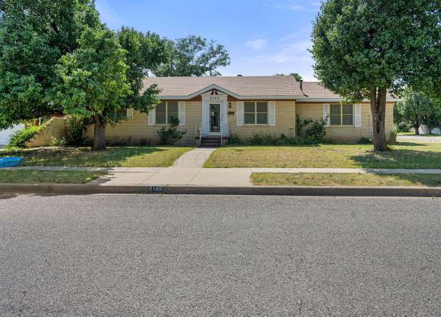 Property at 2145 N Chestnut Dr, Pampa, TX 79065, 3 beds, 1.5 baths