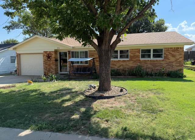 Property at 816 N Christy St, Pampa, TX 79065, 3 beds, 2 baths