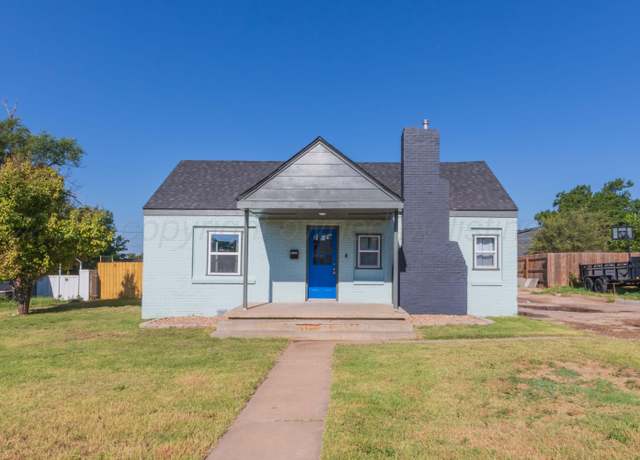 Property at 1137 N Russell St, Pampa, TX 79065, 3 beds, 2 baths