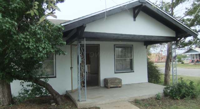 Photo of 902 E Fisher St, Pampa, TX 79065