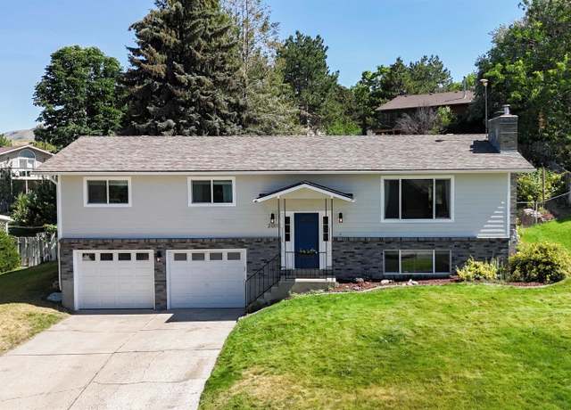 Property at 2011 Beth St, Pocatello, ID 83201, 4 beds, 3 baths