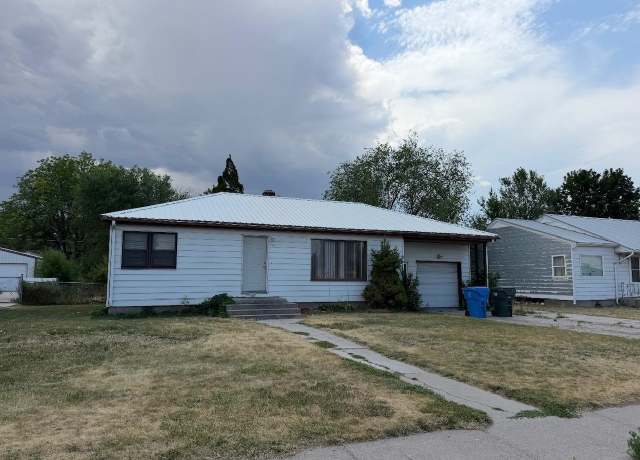 Property at 763 Fir St, Pocatello, ID 83201, 4 beds, 1 bath