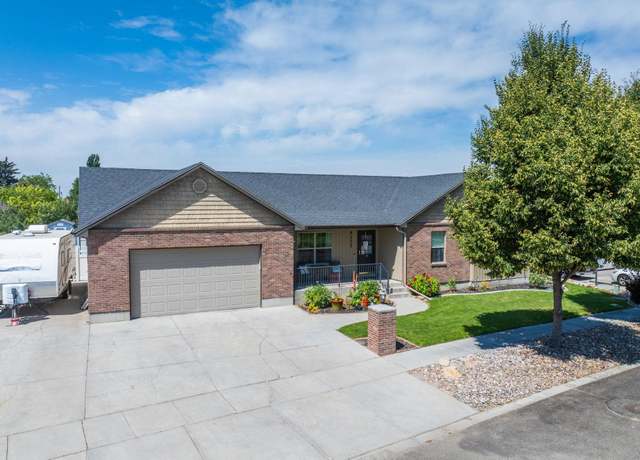 Property at 5177 Canterbury St, Chubbuck, ID 83202, 5 beds, 3 baths